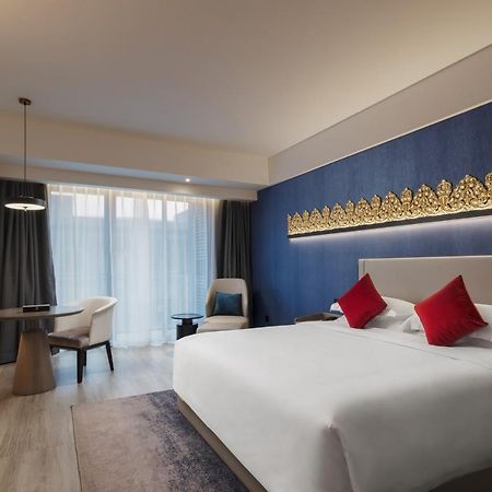 Tian Yi International Hotel 天艺国际酒店 Phnom-Penh Buitenkant foto