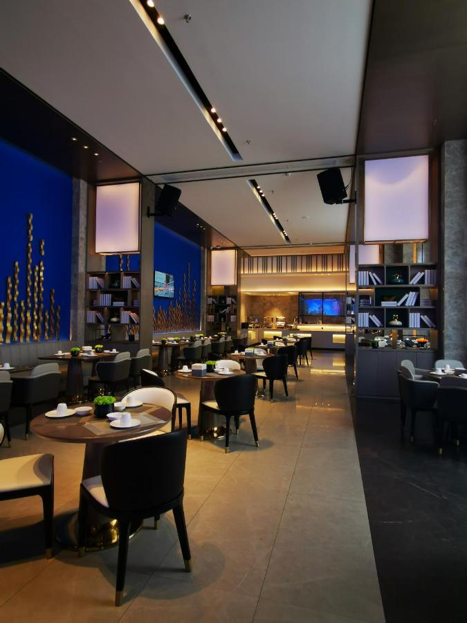 Tian Yi International Hotel 天艺国际酒店 Phnom-Penh Buitenkant foto