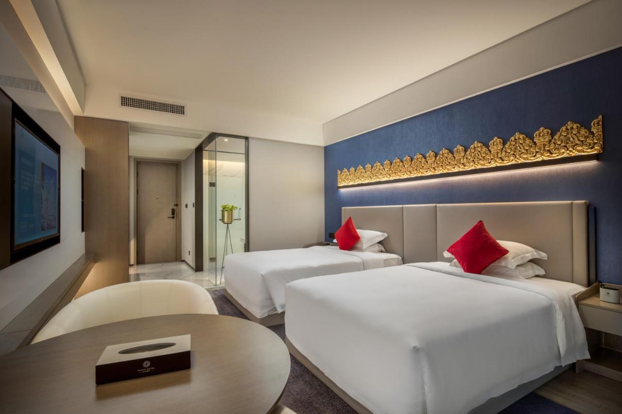 Tian Yi International Hotel 天艺国际酒店 Phnom-Penh Buitenkant foto