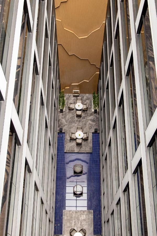 Tian Yi International Hotel 天艺国际酒店 Phnom-Penh Buitenkant foto